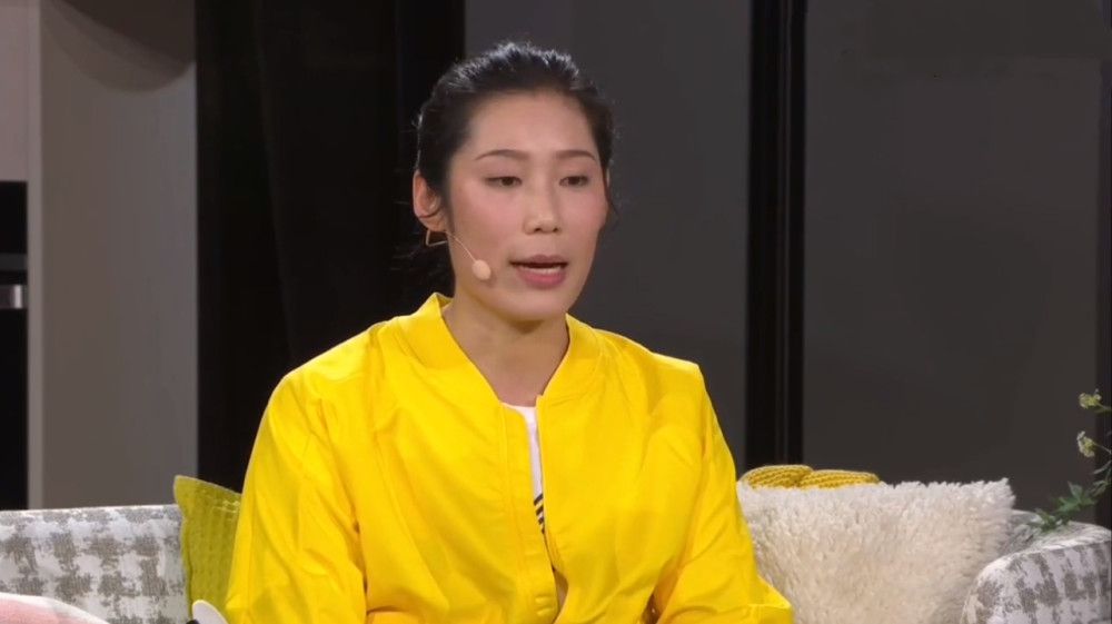 巴塞罗那和英超俱乐部都在关注他，如果他想去国外，他需要一名经纪人。